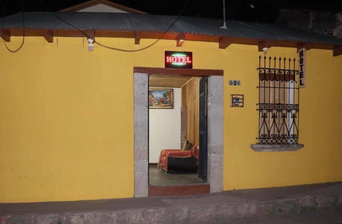 Hotel Del Ferrocarril Quetzaltenango Bagian luar foto